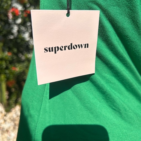 Superdown Green Asymmetrical One-Shoulder Bodycon Dress - Picture 5 of 6